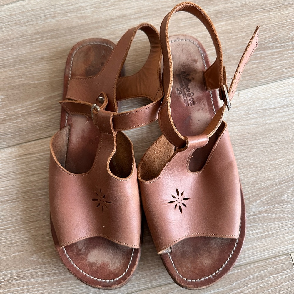 Adelisa & Co sandals